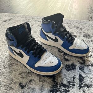 Air Jordan 1 Retro High OG Game Royal